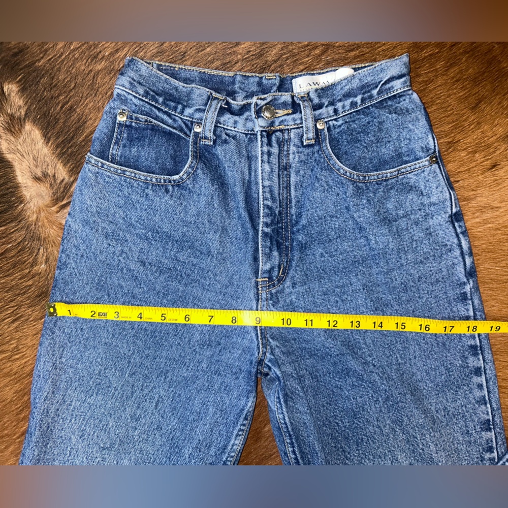 Vintage Medium Wash Lawmans Jeans with RARE Patch - Picture 5 of 6